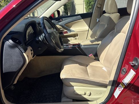 Used 2006 Lexus IS 350 RWD image 16