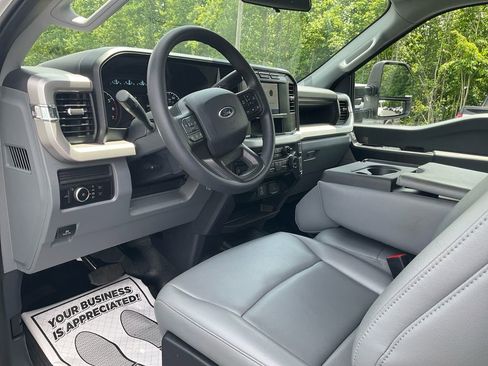 Used 2024 Ford F350 XL w/ XL Chrome Package AWD/4WD image 15