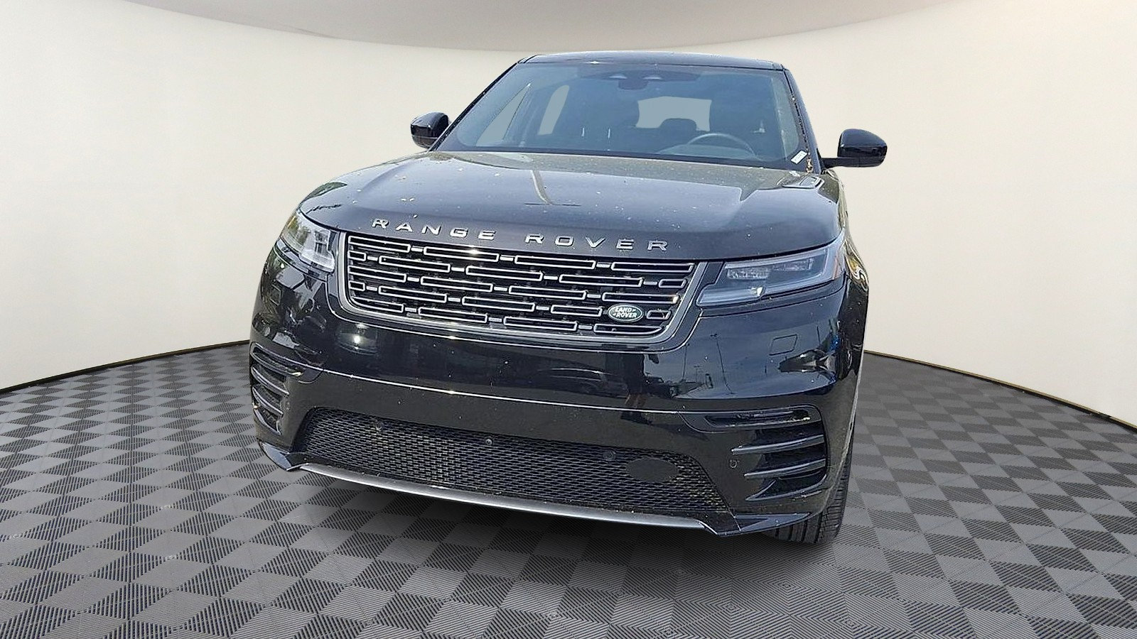 Used 2026 Land Rover Range Rover Velar Dynamic SE AWD/4WD image 3