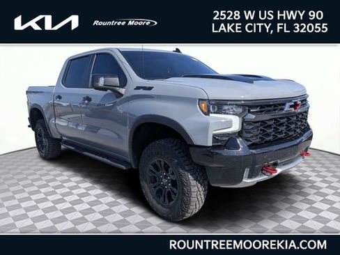 Used 2024 Chevrolet Silverado 1500 ZR2 w/ Technology Package AWD/4WD image 1