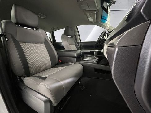 Used 2016 Toyota Tundra SR5 w/ SR5 Upgrade Package image 14