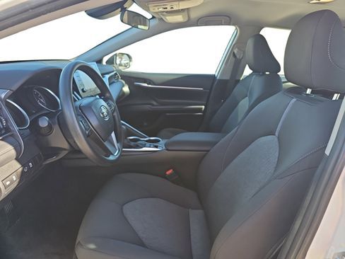 Used 2023 Toyota Camry LE image 10