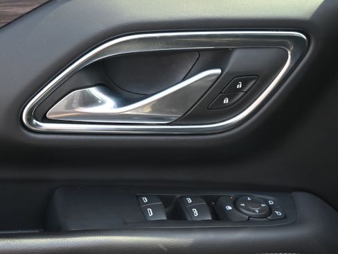 Used 2024 Chevrolet Tahoe LS image 16