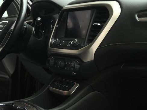 Used 2022 GMC Acadia Denali w/ Denali Ultimate Package AWD/4WD image 60