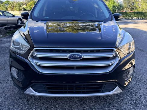 Used 2017 Ford Escape Titanium FWD image 1