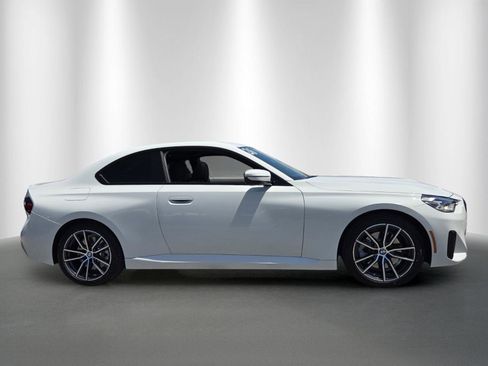 Used 2026 BMW 230i Coupe w/ Premium Package RWD image 8