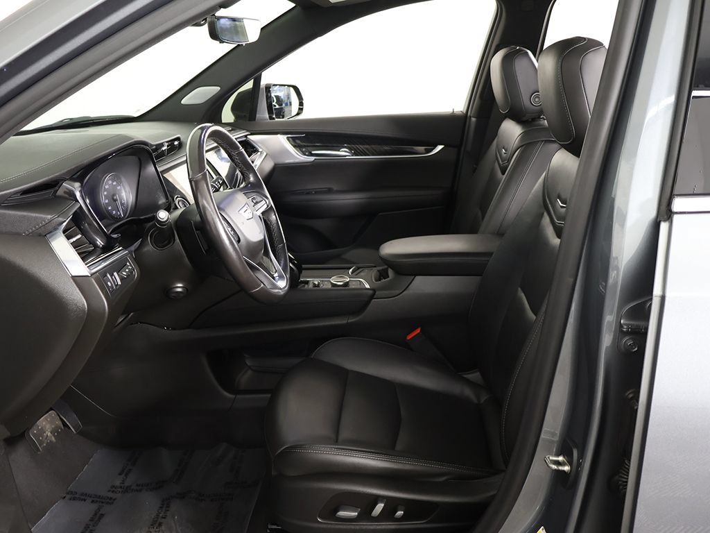 Used 2021 Cadillac XT6 Premium Luxury FWD image 30