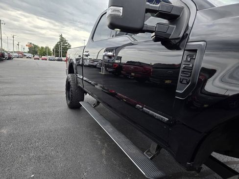 Used 2022 Ford F250 Platinum AWD/4WD image 42