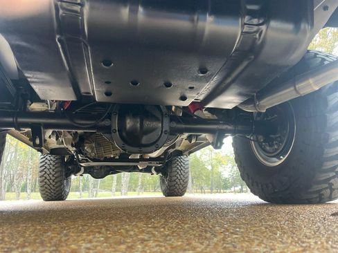 Used 1995 Ford Bronco XLT AWD/4WD image 13