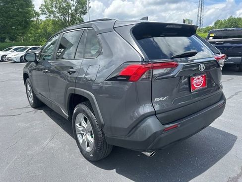 Used 2023 Toyota RAV4 XLE AWD/4WD image 11