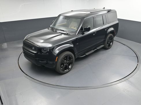 New 2026 Land Rover Defender 130 V8 image 31