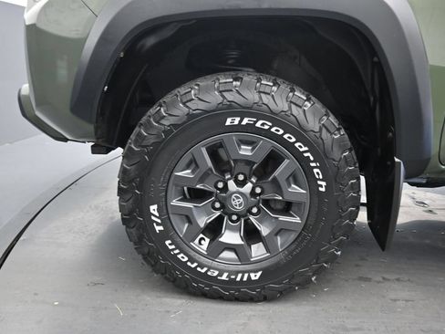 Used 2021 Toyota Tacoma SR5 w/ Trail Edition AWD/4WD image 50