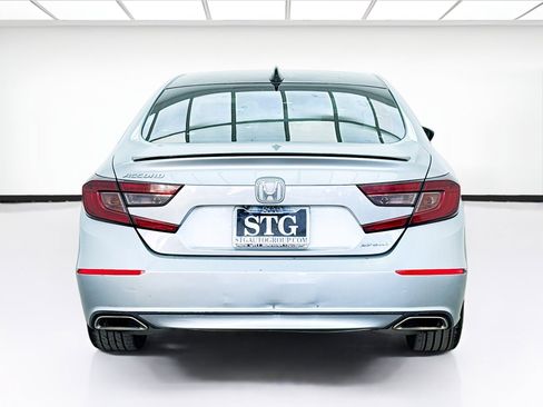 Used 2019 Honda Accord Sport image 5