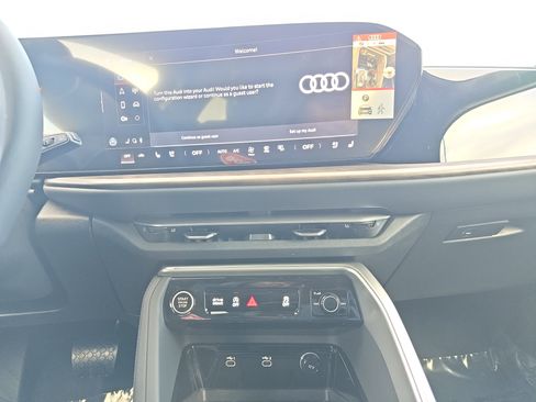 New 2025 Audi Q5 Premium Plus image 18