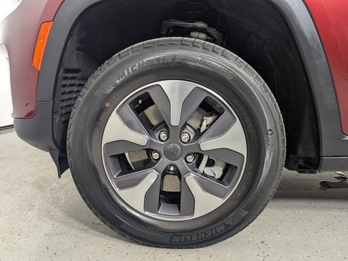 Used 2022 Jeep Grand Cherokee Limited 4xe w/ Luxury Tech Group II image 11