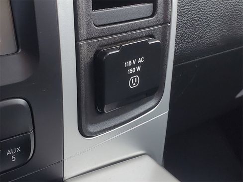 Used 2014 RAM 2500 Big Horn image 21