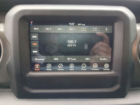 Used 2022 Jeep Wrangler Sport AWD/4WD image 64