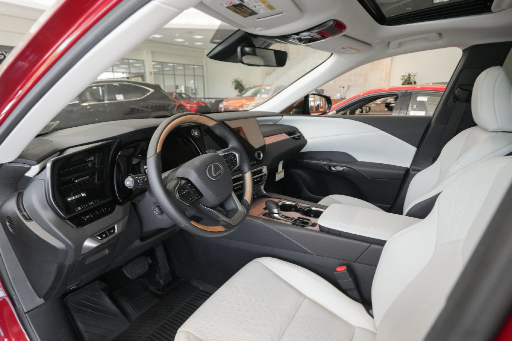 New 2026 Lexus RX 350 F Sport FWD image 7