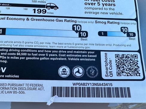 Used 2022 Porsche Taycan 4S image 27