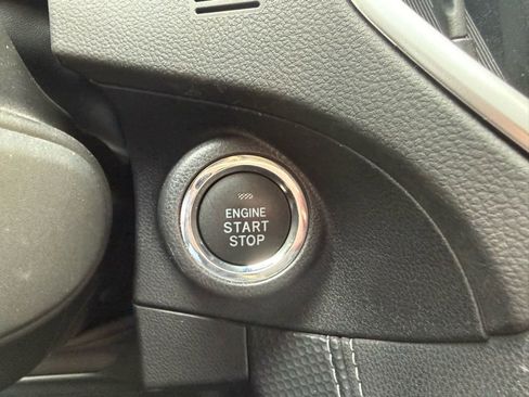 Used 2019 Subaru Forester Limited image 12