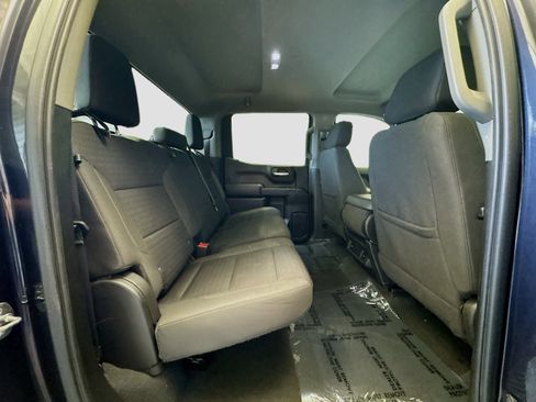 Used 2022 Chevrolet Silverado 1500 Custom image 18