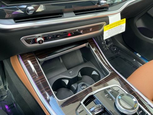 New 2026 BMW X5 M60i image 18