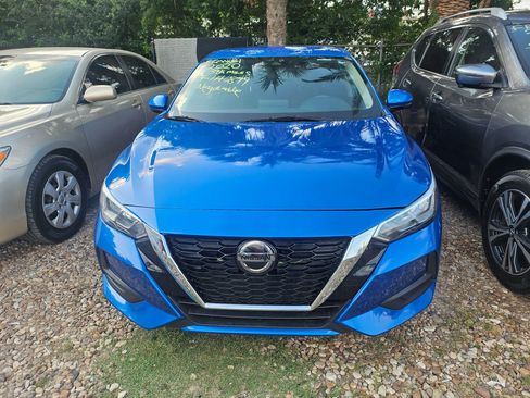 Used 2020 Nissan Sentra SV image 1