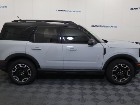 Used 2022 Ford Bronco Sport Outer Banks w/ Tech Package AWD/4WD image 5