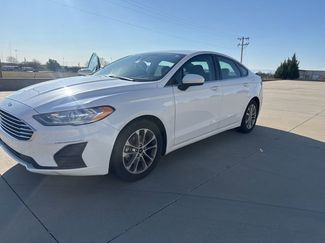 Used 2020 Ford Fusion SE video 1