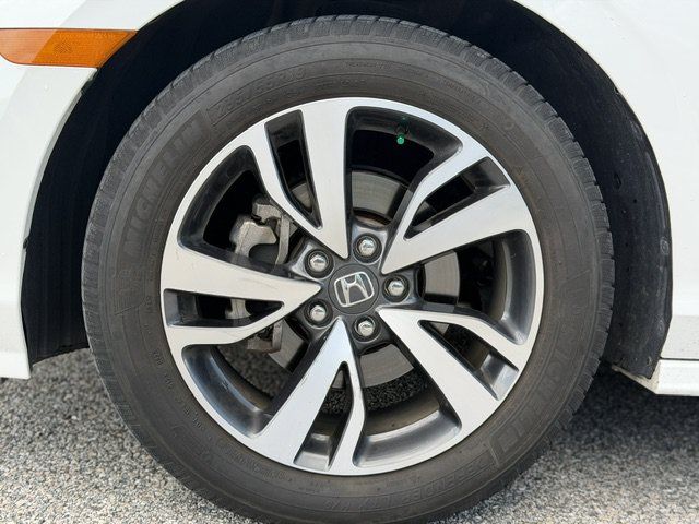 Used 2021 Honda Odyssey Touring image 9
