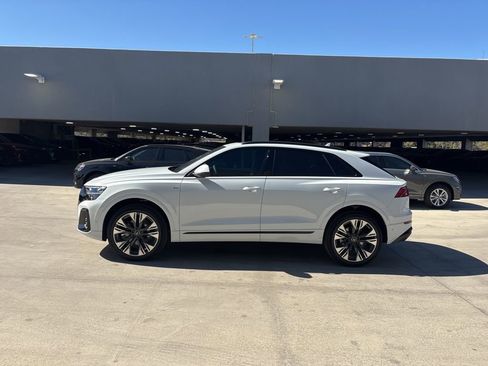 New 2026 Audi Q8 Premium Plus image 9
