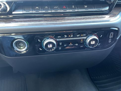 Used 2023 GMC Sierra 1500 Elevation image 32