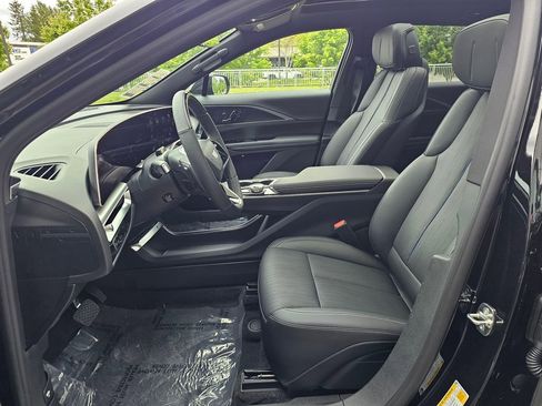 New 2026 Cadillac Lyriq Sport AWD/4WD image 20
