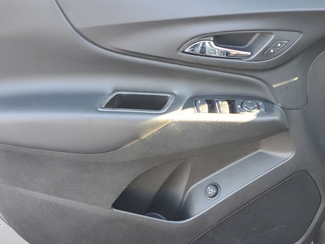 Certified 2018 Chevrolet Equinox LT FWD image 15