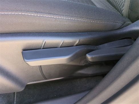 Certified 2025 Chevrolet Equinox LT image 21