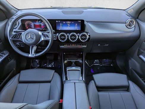 Certified 2025 Mercedes-Benz GLA 250 image 18