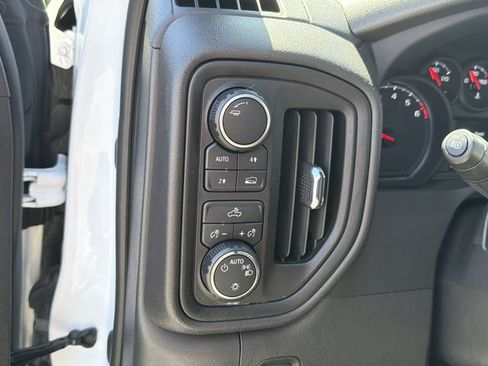 Used 2023 Chevrolet Silverado 1500 Custom AWD/4WD image 19