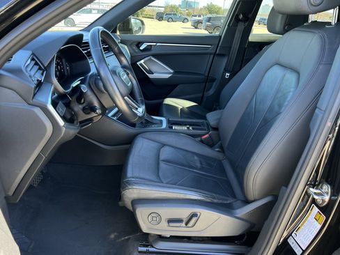 Used 2020 Audi Q3 2.0T Premium image 30
