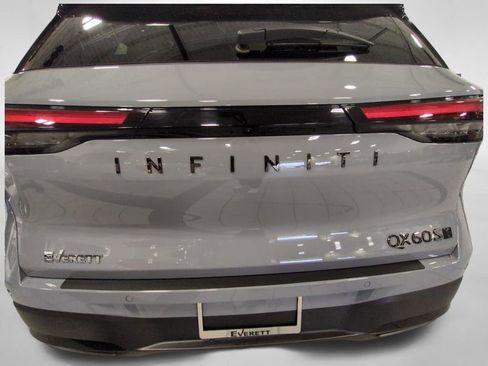 Used 2026 INFINITI QX60 Sport w/ Dark Cargo Package image 32