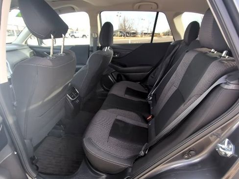 Used 2025 Subaru Outback Premium image 27