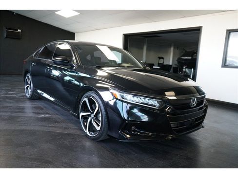 Used 2021 Honda Accord Sport image 9