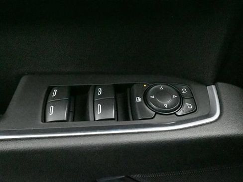 Used 2024 Chevrolet Silverado 1500 RST AWD/4WD image 18