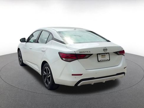 Used 2025 Nissan Sentra SV image 10