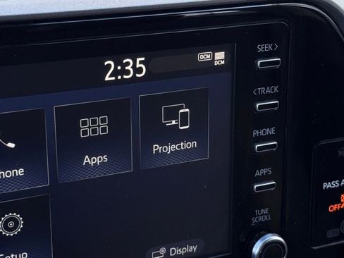 Used 2022 Toyota Highlander LE image 54