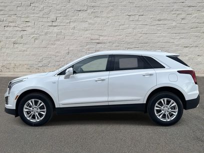 New 2026 Cadillac XT5 Luxury