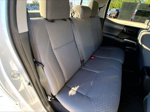 Used 2022 Toyota Tacoma SR5 image 18