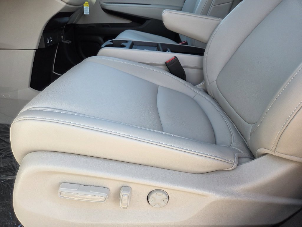 New 2027 Honda Odyssey EX-L image 14