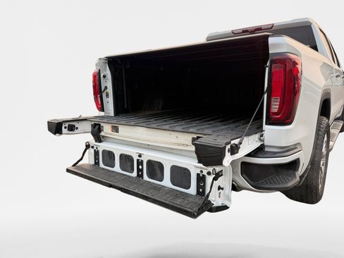 Used 2021 GMC Sierra 1500 Denali w/ Technology Package AWD/4WD image 26