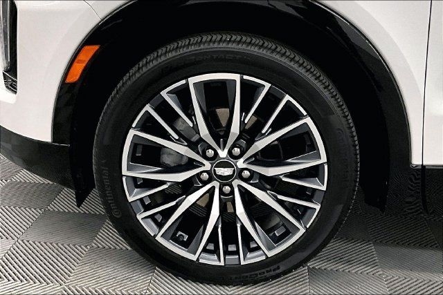 Used 2024 Cadillac XT4 Sport AWD/4WD image 10