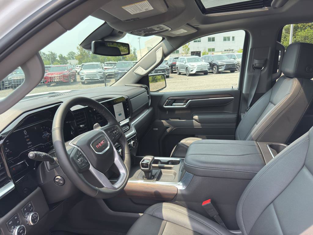 Used 2025 GMC Sierra 1500 SLT w/ SLT Premium Package AWD/4WD image 20